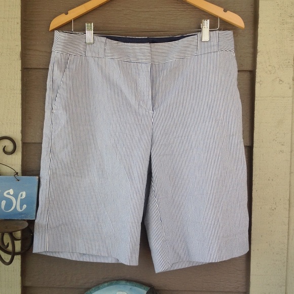 ❤️Attention stripes high rise bermuda shorts - Picture 1 of 3